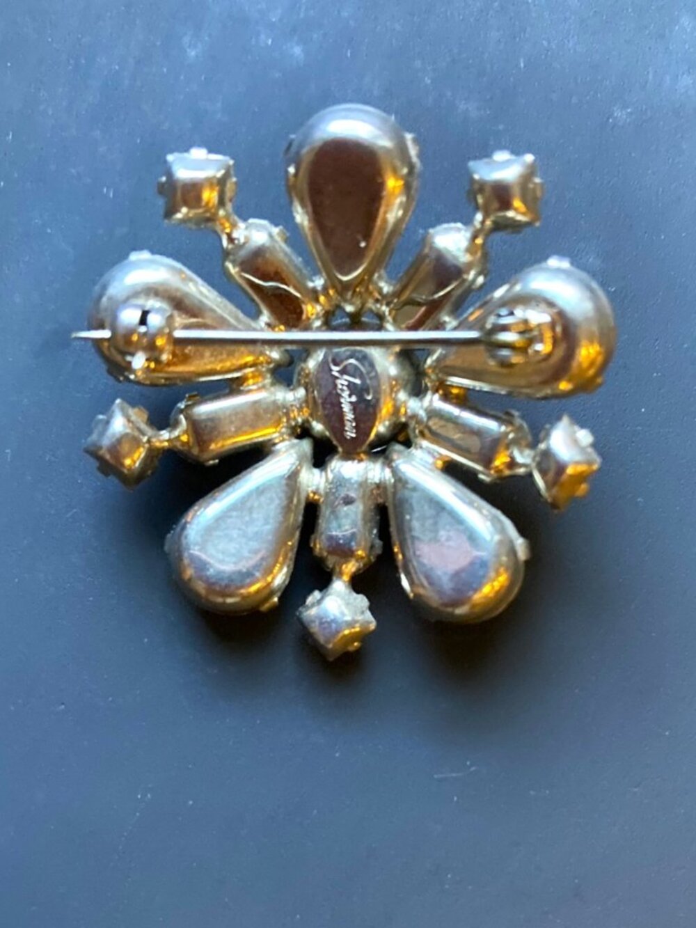 Brilliant Sherman flower or star brooch - Picture 4 of 5